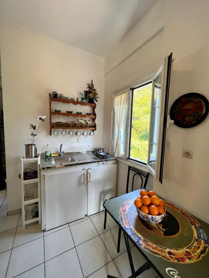 Lithino - 5min From The