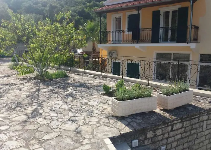Lithino Apartments - 5Min From The Beach