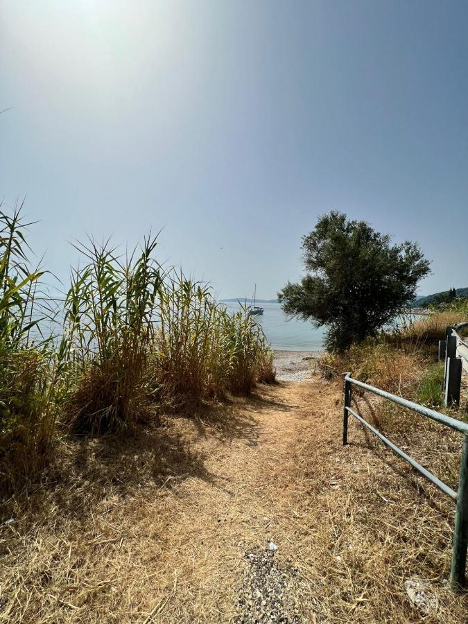 Apartment Lithino - 5min From The