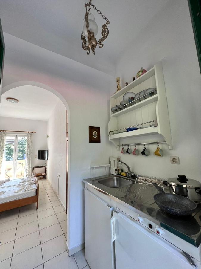 Lithino - 5min From The Apartment *